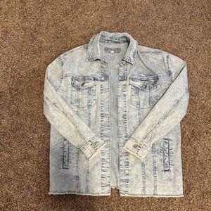 Maurices Boyfriend Style Jean Jacket - Medium - Light Wash